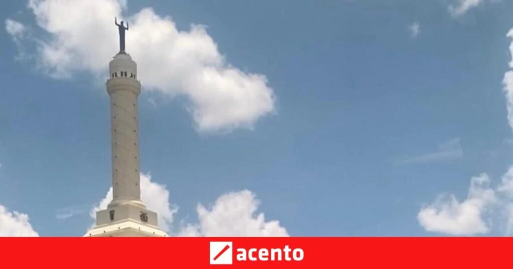 La falta de registros sobre la literatura de Santiago revela una deuda con la memoria cultural