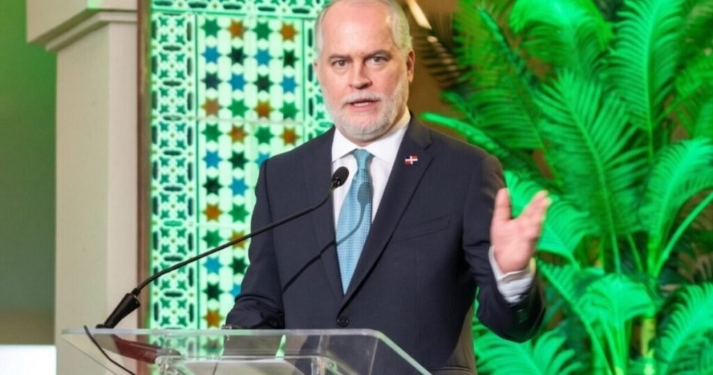 Acreditaciones irregulares en BHD vuelven a poner bajo presión la vigilancia financiera