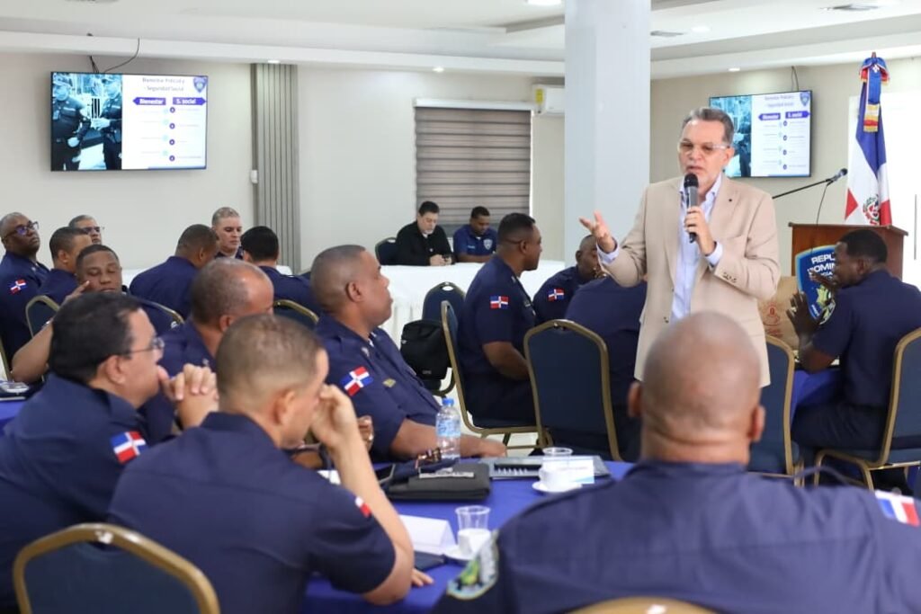 Policía refuerza formación para el nuevo modelo mientras su avance territorial sigue sujeto a supervisión