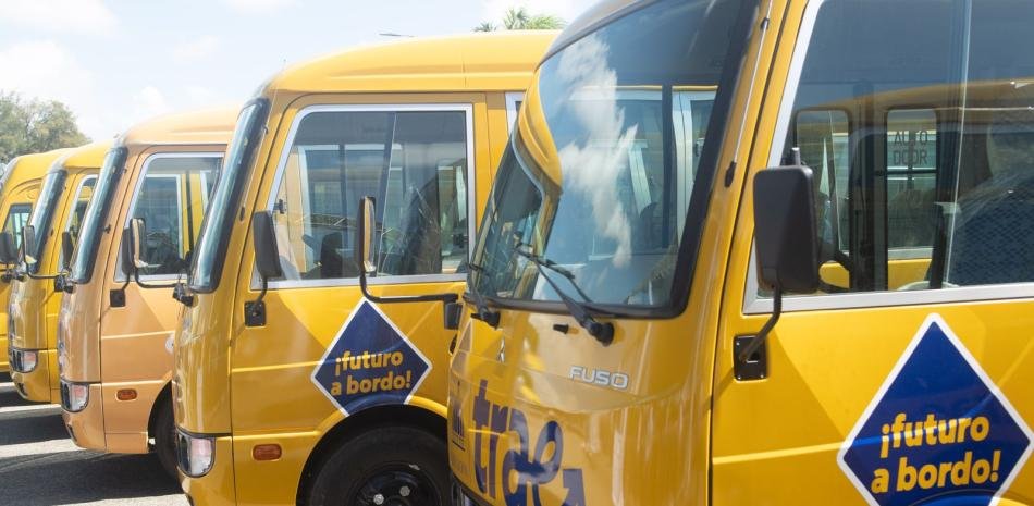 Robo en autobuses del TRAE deja sin transporte a más de 500 estudiantes en Constanza