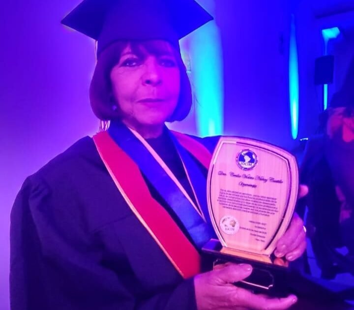 Neumóloga dominicana recibe distinción de la OICIM en congreso internacional