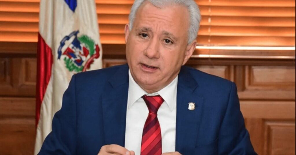 Senador Antonio Tavares Guzmán se aparta del PRM y cuestiona el rumbo oficialista
