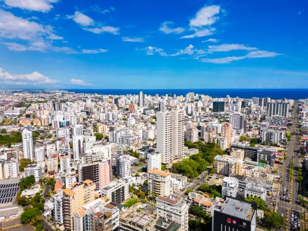 Evolución del inversionista dominicano expone rezagos y obliga a mayor vigilancia sobre el mercado