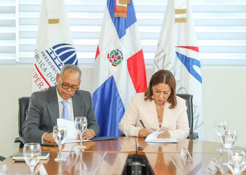 Supérate y FEJUS formalizan convenio para acciones sociales dirigidas a poblaciones vulnerables