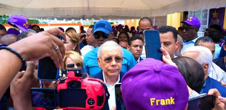 Danilo Medina pone en duda las encuestas y vincula el ascenso del PLD al malestar ciudadano
