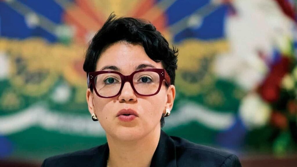 Acusan a Dominique Dupuy de nepotismo en la Unesco y de erosionar su discurso de transparencia