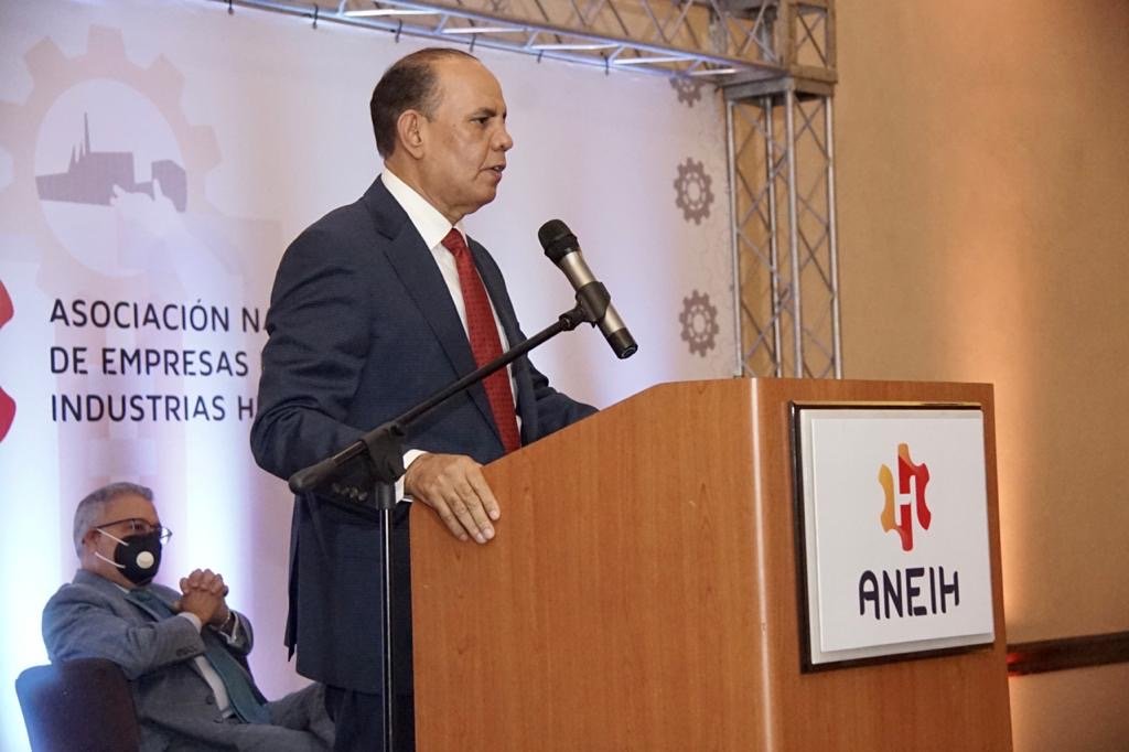 Aneih renueva su dirección y llama a una respuesta común ante la crisis económica y social