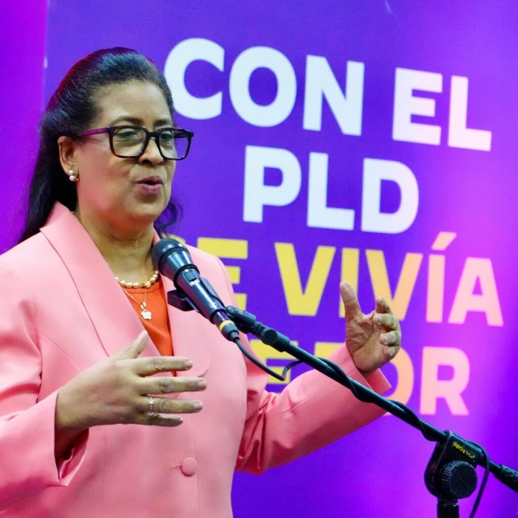 Cristina Lizardo resalta las adversidades que viven las madres dominicanas