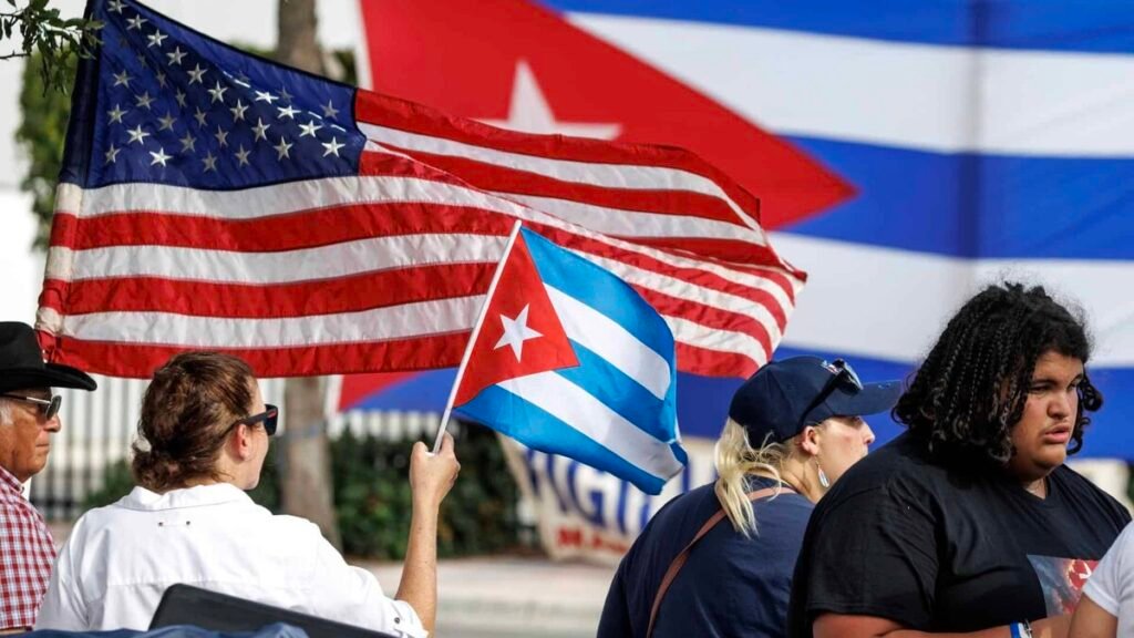 Estados Unidos inculpa a Raúl Castro y suma presión sobre Cuba en plena crisis económica y energética