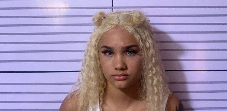 Dictan prisión preventiva a “Masha” y dos jóvenes por porte ilegal de armas en Boca Chica