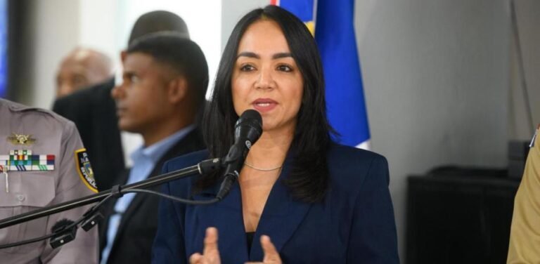 Raful reconoce fallas del sistema ante feminicidios y reporta 30 casos en lo que va de 2026