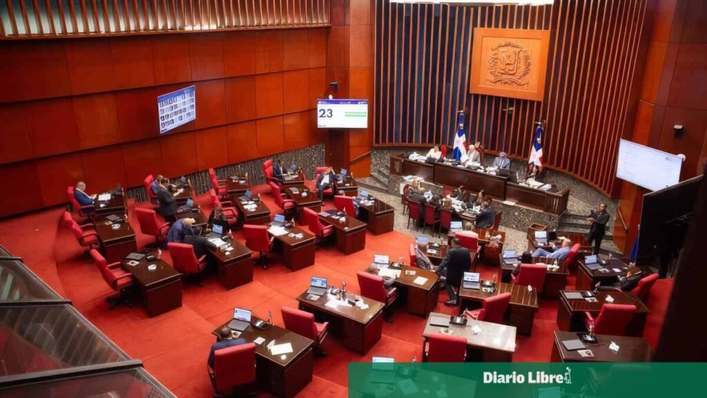 Senado aprueba en primera lectura reforma a la ley de partidos y refuerza exigencias contra el dinero ilícito en política
