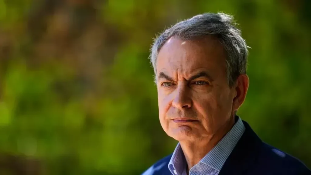 Reabren el caso Plus Ultra y procesan a Zapatero por tráfico de influencias en una causa que vuelve a cuestionar el uso de fondos públicos