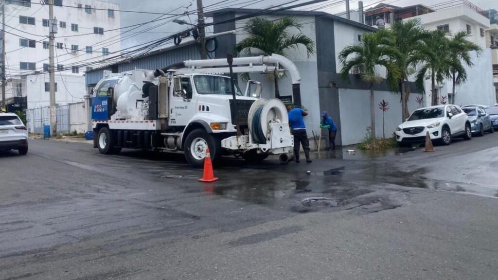 ADN refuerza labores por vaguada y continúa obras de drenaje en zonas críticas