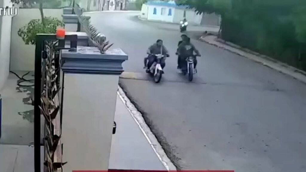 Capturan a dos hombres por asalto a mujer con una niña en una calle de Esperanza