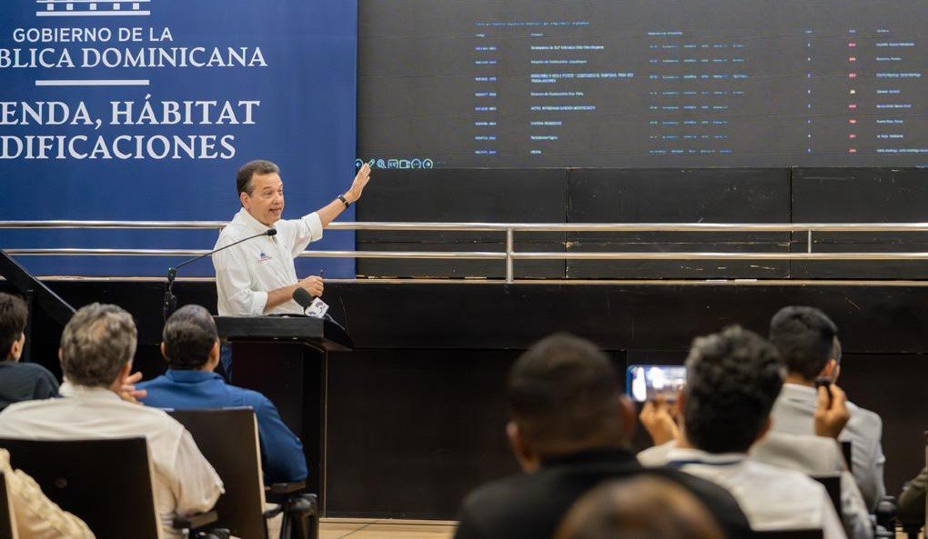 Más licencias y mayor inversión privada elevan la exigencia de cuentas al MIVHED