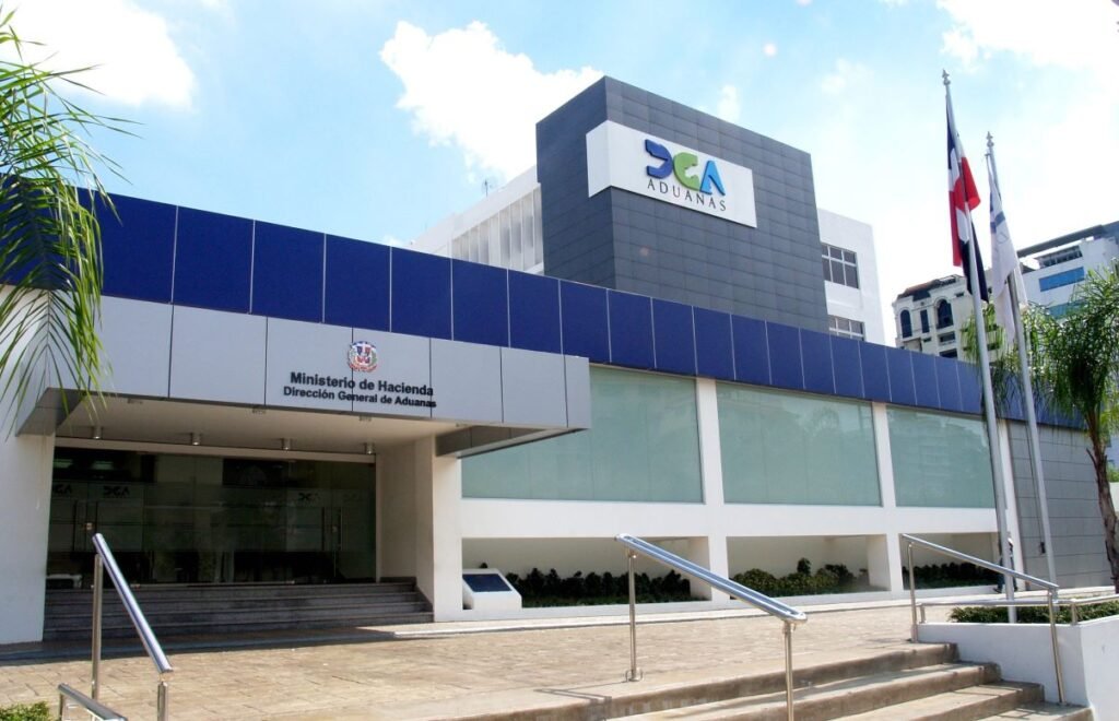 Aduanas recauda RD$84,372 millones en cuatro meses, pero no alcanza la meta