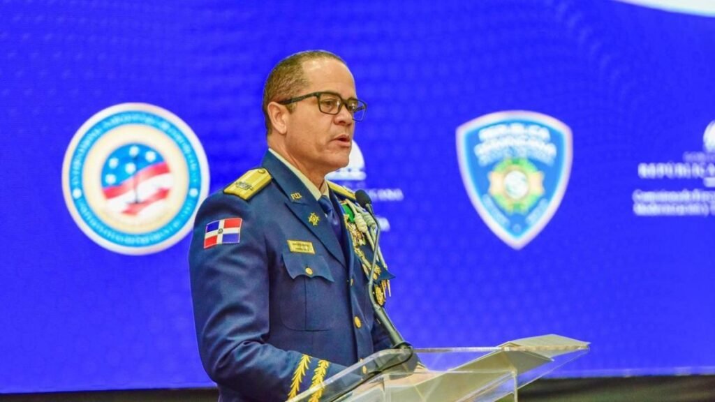 Director de la Policía presenta balance de 100 días con énfasis en reforma, control interno y confianza ciudadana