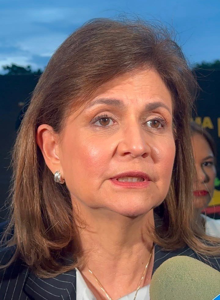 Gobierno mantiene vigilancia sobre efectos de la crisis internacional en precios y combustibles