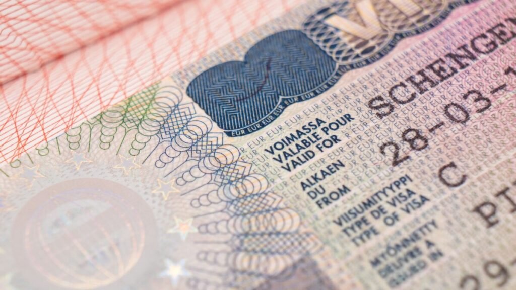 República Dominicana continúa sujeta al visado Schengen pese a su peso económico y gestiones diplomáticas