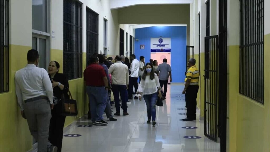 UASD elige este miércoles a sus nuevas autoridades con más de 3,100 votantes en jornada supervisada por la CCE