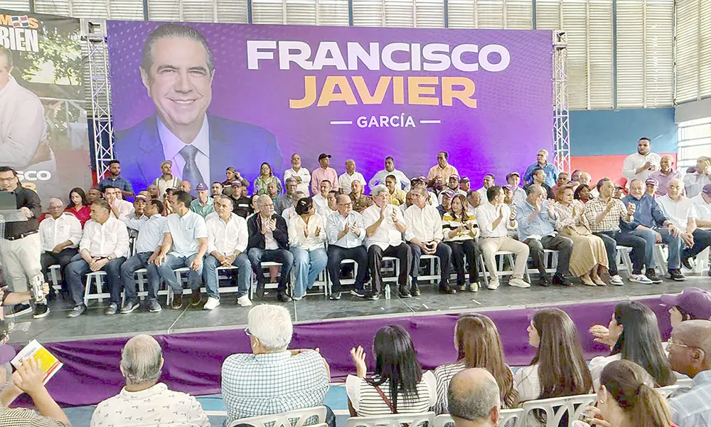 Francisco Javier moviliza al PLD en Santiago con llamado a escuchar a la gente y recorrer el país