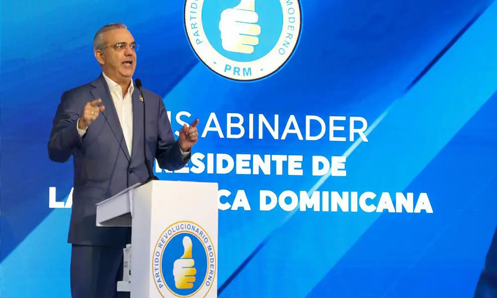 Abinader gira hacia el control del PRM en medio del desgaste de su gestión
