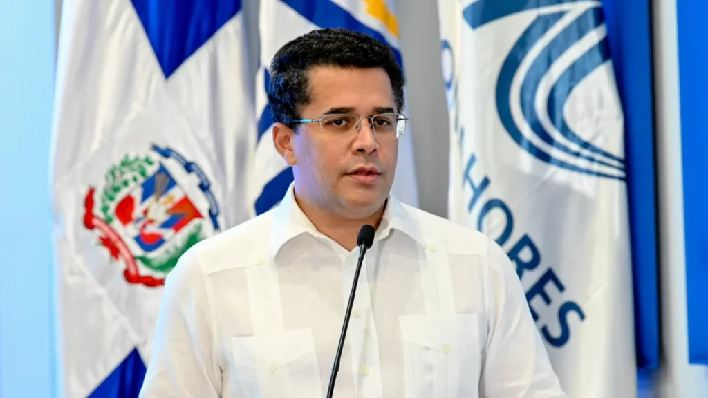 La alta favorabilidad de Collado y su exposición pública reactivan el debate sobre gestión y proyección política