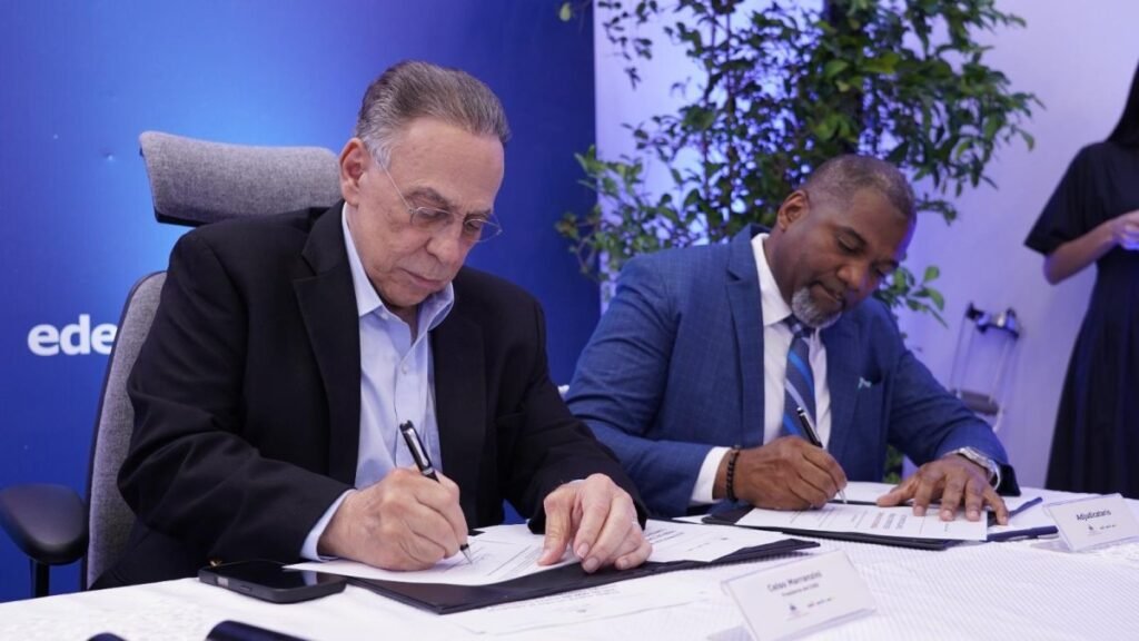 CUED adjudica 325.69 MW renovables con baterías y pone bajo examen los resultados para las EDE