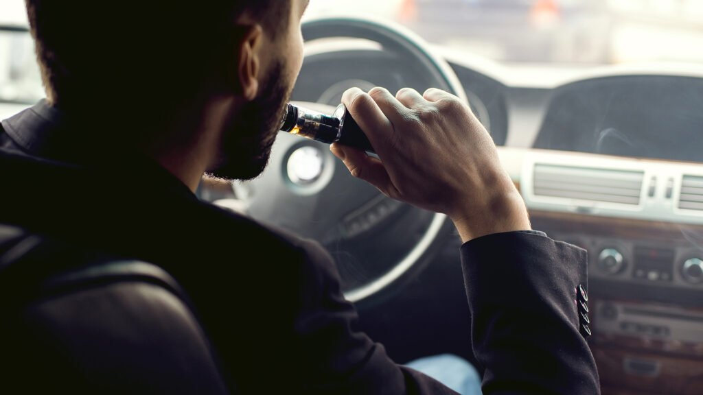 El vapeo altera genes en la boca con efectos más variables que el cigarrillo tradicional