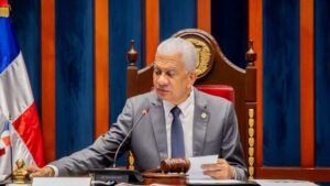 Plan fiscal arranca en el Congreso con vía rápida oficialista y reservas ya activadas