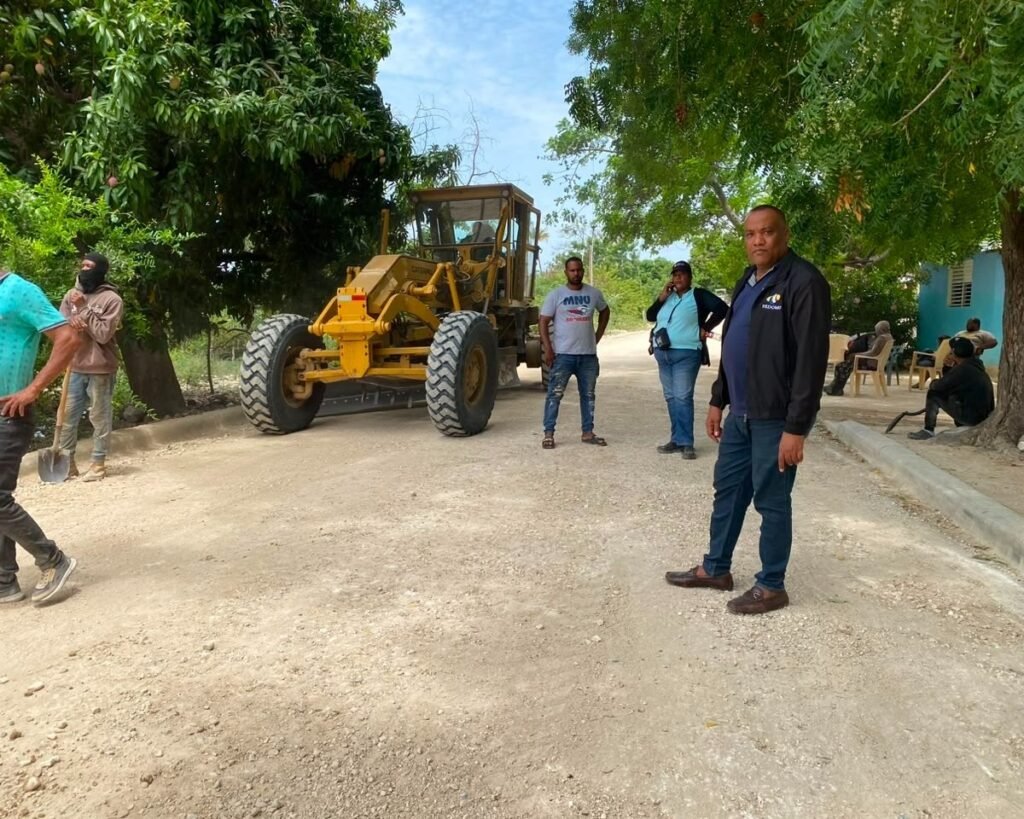 Arrancan en Galván los trabajos de asfaltado tras una larga espera vecinal