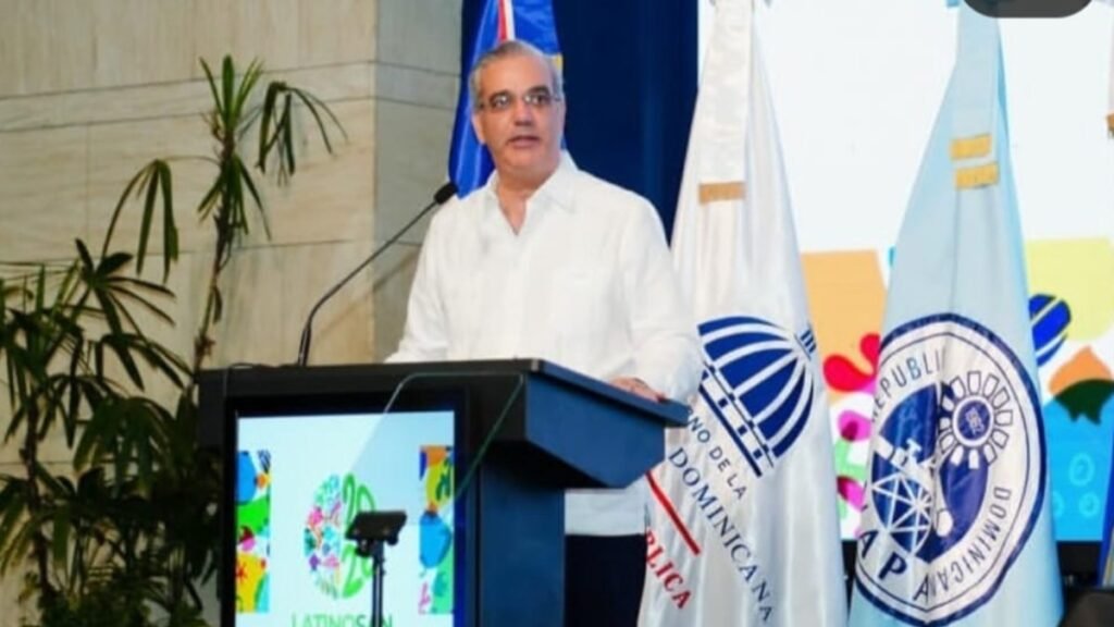 Abinader llama a dar prioridad al agua en la región y resalta la urgencia de invertir en saneamiento