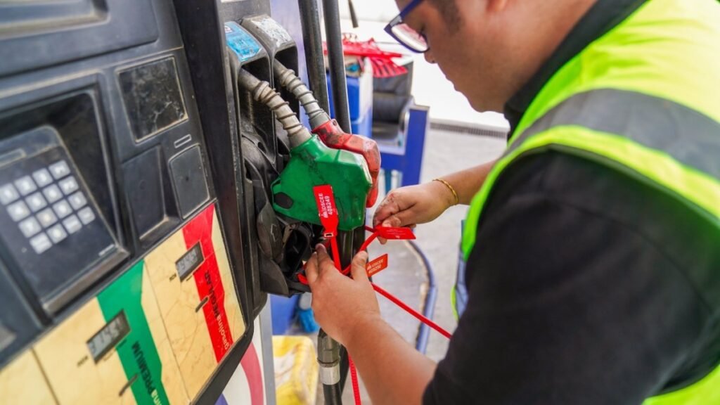 Gobierno vincula al conflicto en Medio Oriente las alzas en combustibles ante reclamos de explicación