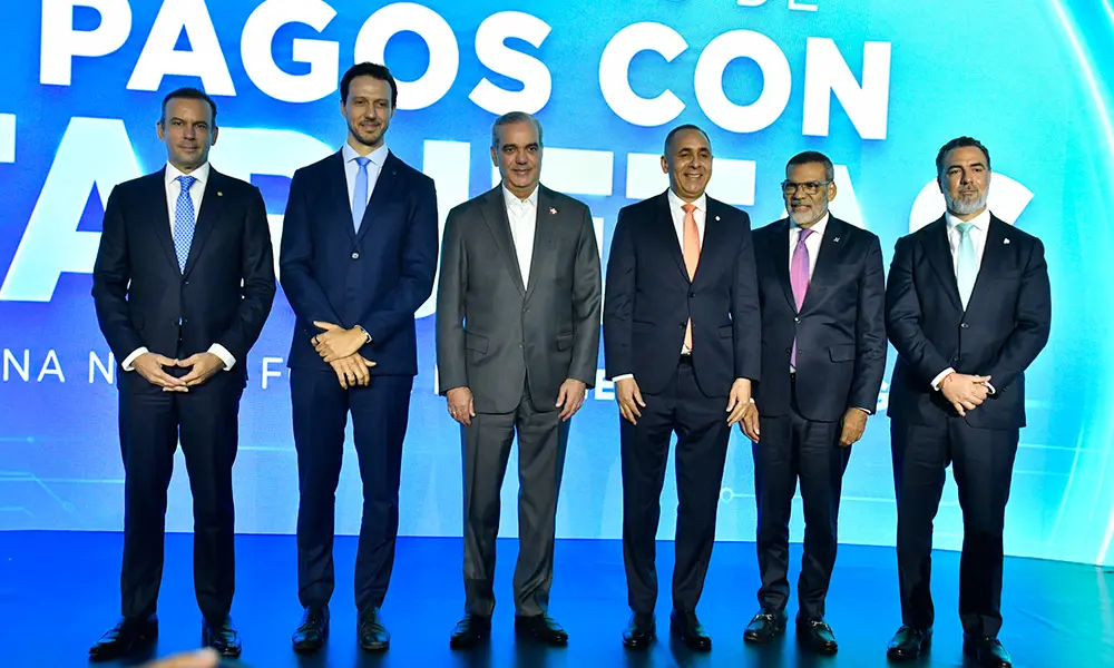 Aduanas pone en marcha pagos con tarjeta para cerrar el rezago del 1% en cobros menores