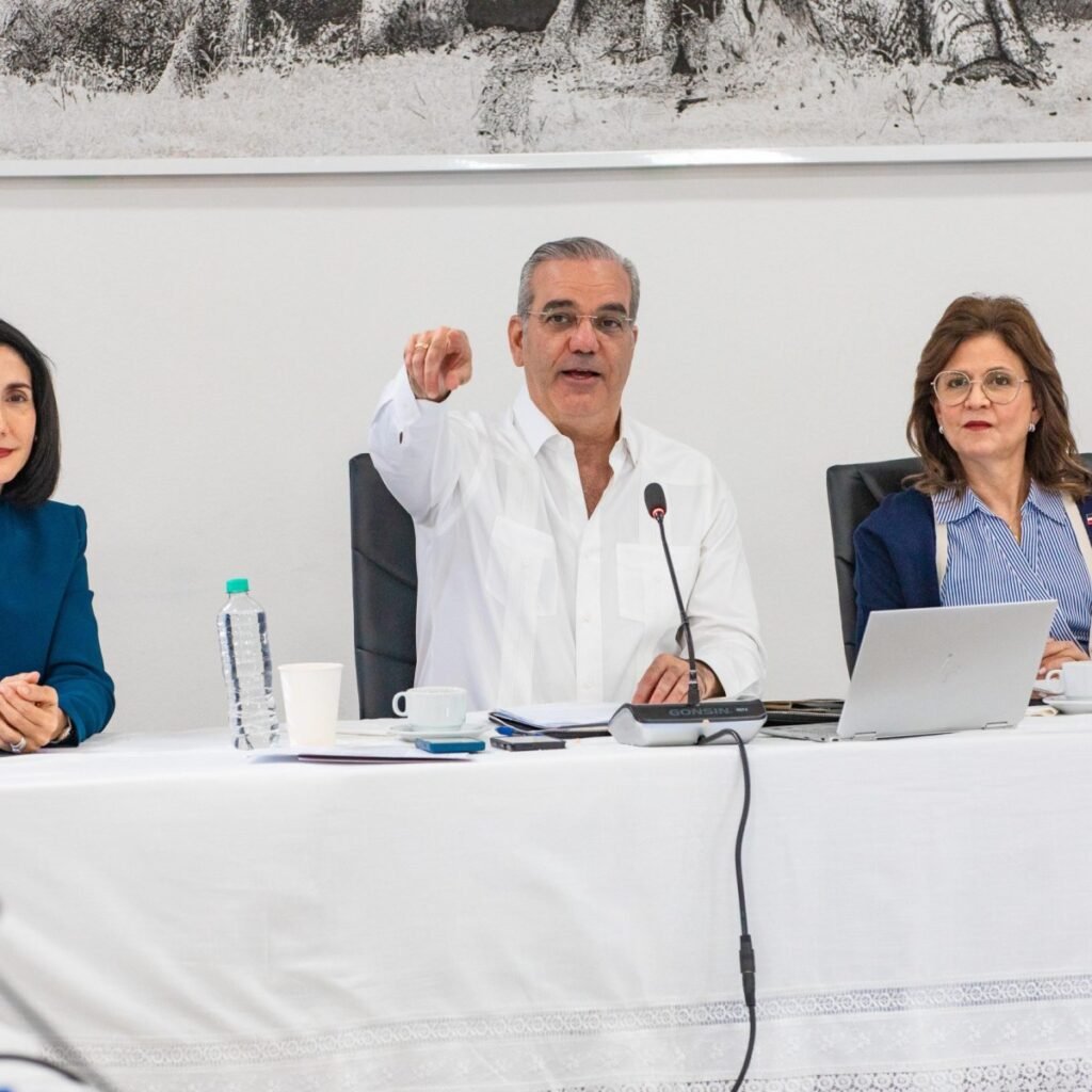 Gobierno presenta en Santiago inversión de más de RD$110,000 millones y repasa obras pendientes