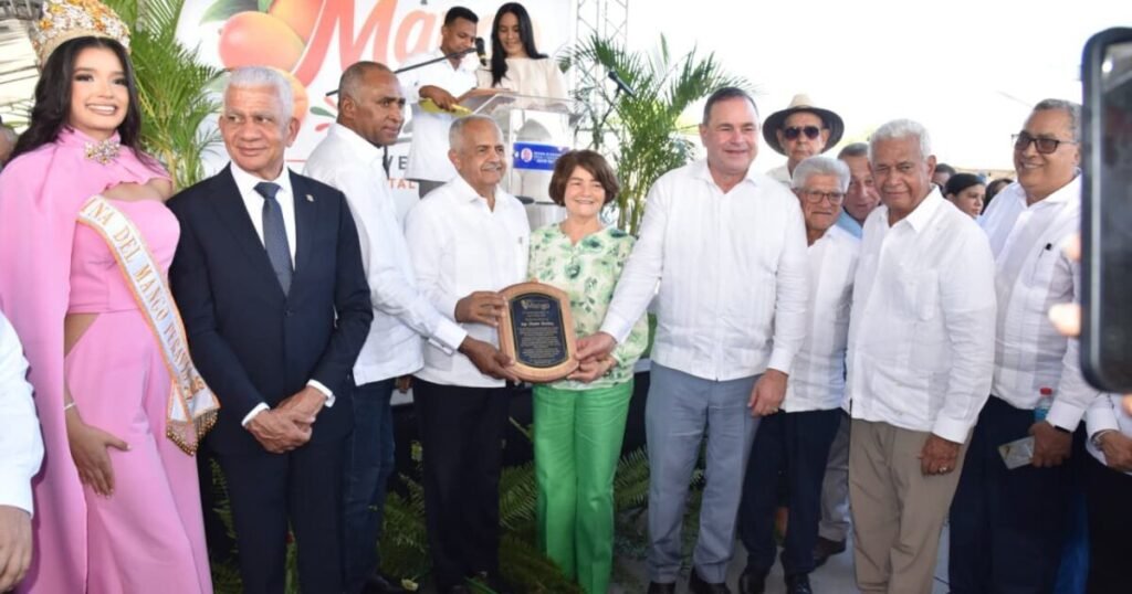 Expo Mango 2026 reconoce a Osmar Benítez y refuerza el llamado a resultados para el agro