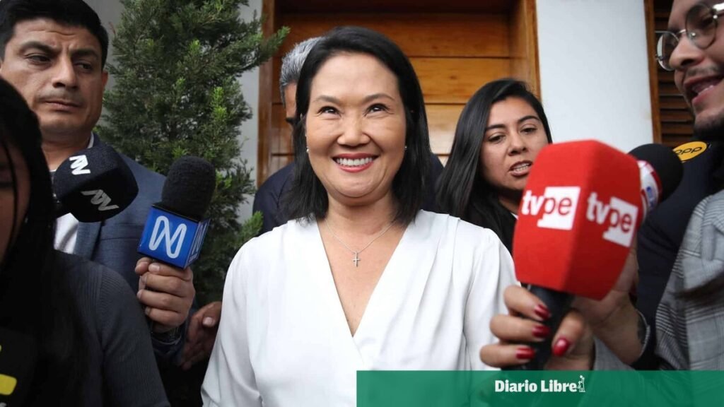 Perú entra en un cierre presidencial mínimo y Sánchez convoca protestas por supuestas irregularidades