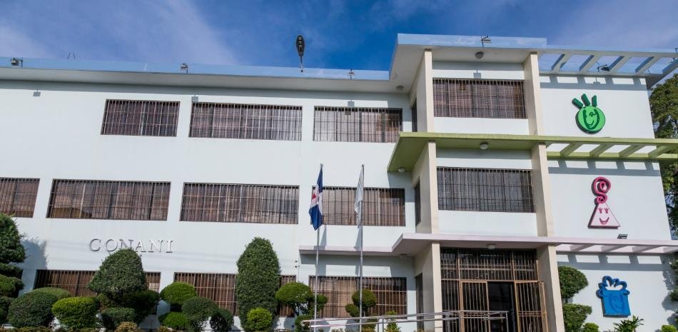 Fallas de control en hogares de paso de Conani quedan expuestas tras crimen, fugas y maltrato