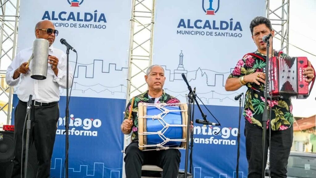 Santiago pone en marcha un plan para registrar su cultura barrial y comunitaria