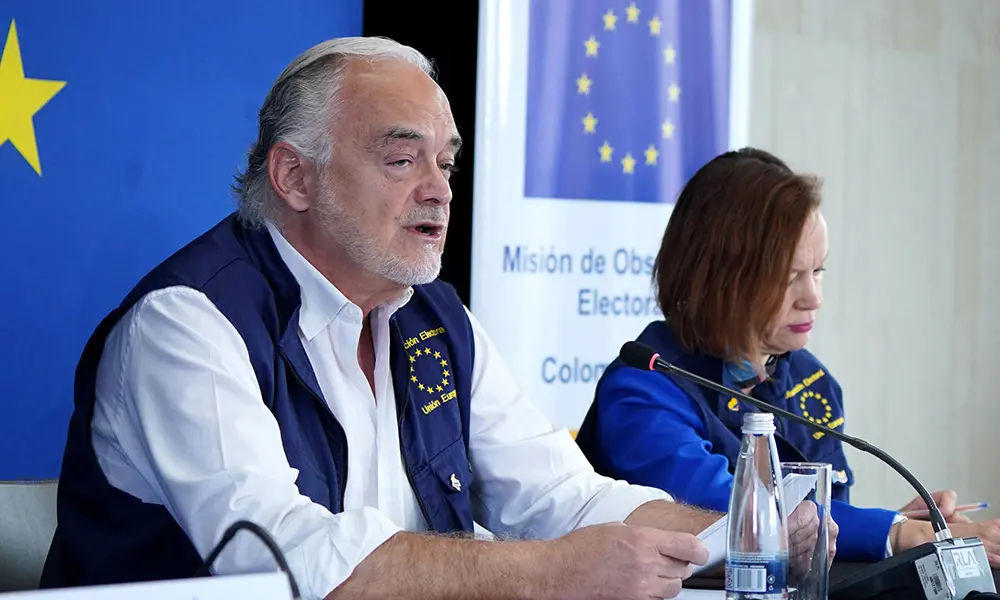 La UE niega fraude en Colombia, aunque siguen las dudas por las denuncias electorales