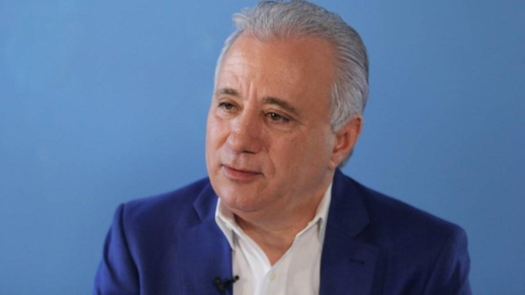 Senador independiente reactiva discusión sobre reformas pendientes y su impacto social