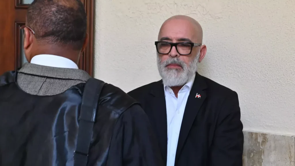 Reprograman para el 22 de julio el juicio contra Ángel Martínez al presentarse sin abogado