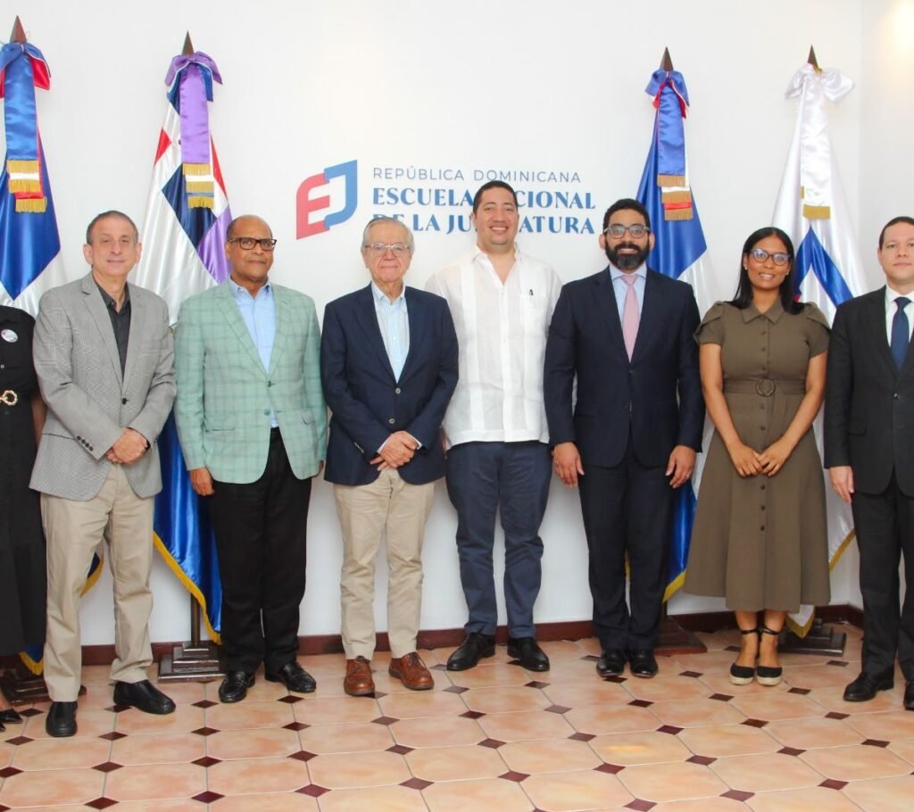 Instituto de Filosofía del Derecho nombra a Rodolfo L. Vigo Embajador de Buena Voluntad