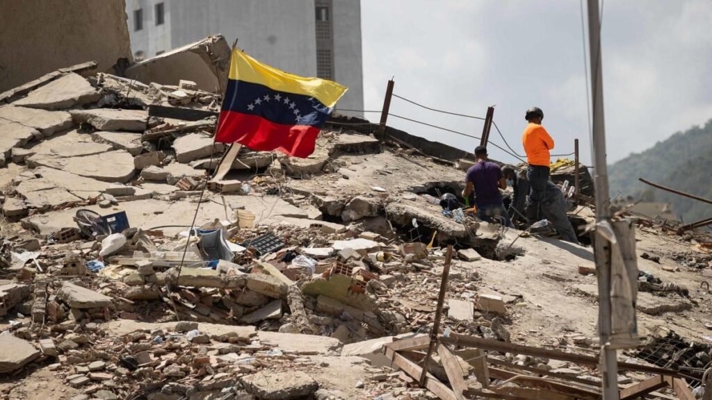 Venezuela eleva a 5.119 los muertos mientras crecen los desplazados y la emergencia sigue abierta