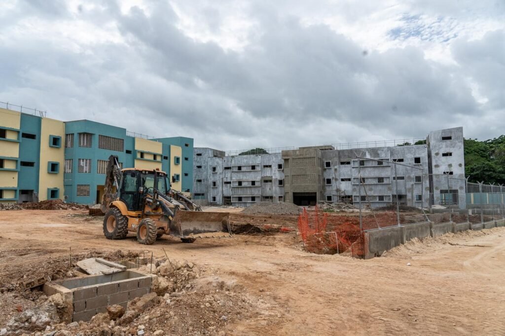 La Altagracia cierra julio con 37.5% de ejecución y 45.9% de obras en cero