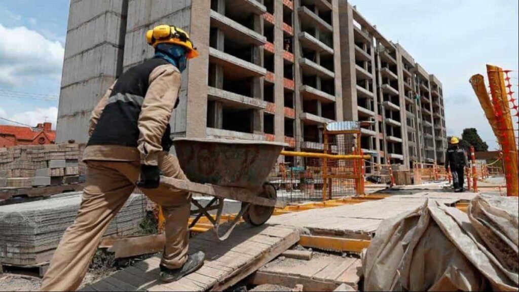 Construcción sin alivio de fondo: mano de obra se estanca mientras otros costos siguen presionando en el Gran Santo Domingo