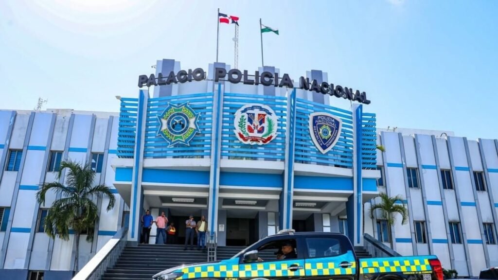 Abinader vuelve a pedir una reforma policial mientras crece la presión por muertes en actuaciones de agentes