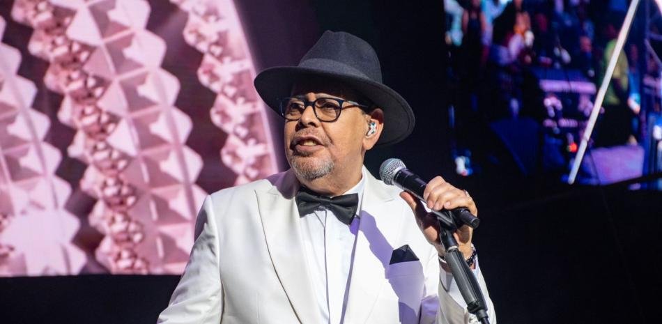 Villalona retoma su agenda este sábado con un show por el Día de los Padres en Santo Domingo