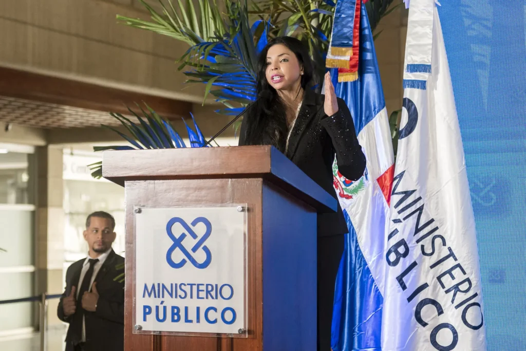 La Procuraduría aclara que memes, parodias y caricaturas no quedaron penalizados por la reforma